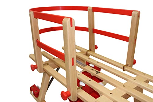 Foto von Roll Rodel Original Holzschlitten mit Rädern zum Einsatz auf Teer und Schnee - Schlitten mit Rollen, roter Kunststofflehne und Zugseil (Davoser Schlitten 115cm) - Kinderfahrzeug - Babyschlitten
