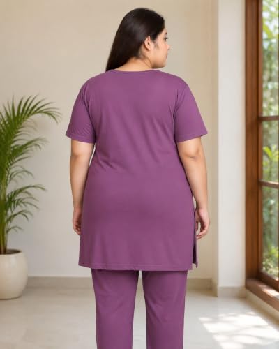 Image of In Love Women's Plus Size Printed Cotton Long-Line T-Shirt with Pocket | Cotton fabric - soft longline T-shirt with easy plus-size fit