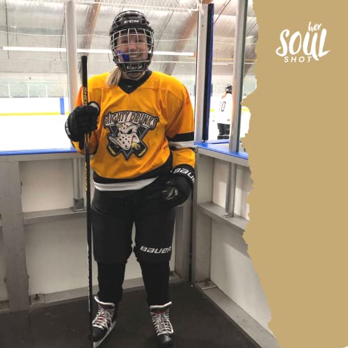 21 - Becoming a hockey player: How to take your shot in sports with Paige and Kyla