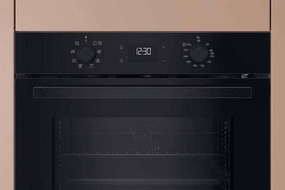 Hotpoint - HAO475PB Four Encastrable Pyrolyse 71L - Multifonction, Nettoyage Pyrolytique et Hydrolytique - Fonctions Automatiques - Classe Énergétique A++ - Noir