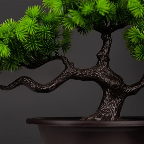 Bonsái de pino artificial que soluciona la falta de tiempo para cuidar plantas naturales en casa 4