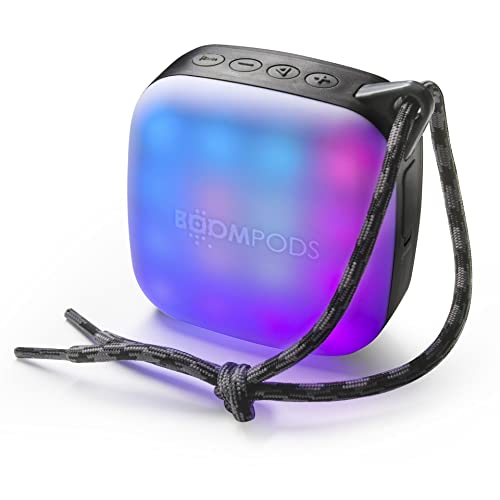Boompods Rhythm Party Speaker – Mini Altavoz inalámbrico Bluetooth portátil sostenible con Luces – Hecho de plásticos encuadernados en el océano – IPX7 Impermeable, 5 Horas de reproducción, Altavoces