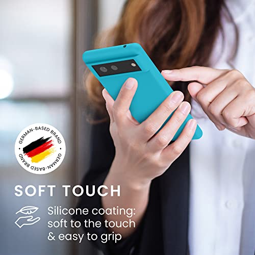 kwmobile Case for Google Pixel 6 Case - Soft Cover - Shockproof Silicone - Wireless Charging Cool Glacier - Image 4
