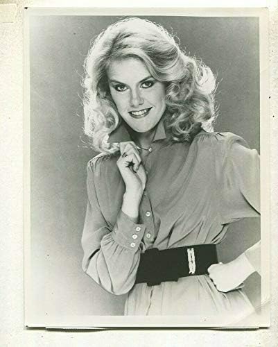 Celia Weston Tv Show Alice Press Photo P1h At Amazon S Entertainment Collectibles Store