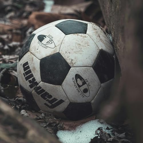 Hour 4: Marilyn Denis and David Corey on pop culture, Paula Phillips, executive director of the Brampton Soccer Club, whose youth squad has produced several players for Toronto FC, on why so many of Canada&rsquo;s great soccer players come from this GTA city.