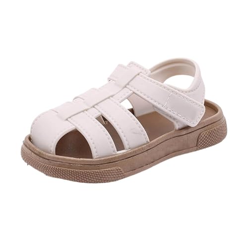 Sandalias transpirables para niños ideales para jugar en la playa este verano