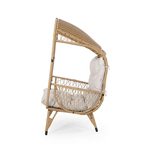 Luxury Outdoor Wicker Lounge Chair