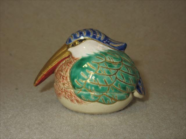 真葛香山作　色絵　本型　香合　箱付　茶道具 真葛香山作 色絵 本型 香合 箱付 茶道具 2025年最新】真葛香山の
