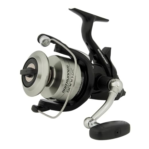 Shimano Baitrunner 8000OC Saltwater Fishing Reel
