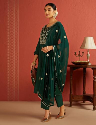 Image of Kaari Women's Embroidered Kurta Set with Dupatta - Straight Fit | Silk Blend Fabric with Zari Embroidery | Gota Patti Work Cotton Dupatta | Kurta Set For Women