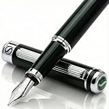 Godetevi la sensazione di avere una vera penna di lusso tra le mani - Splendida penna stilografica di lusso di Scriveiner. Lacca nera verde rifinita con cromo argento. Qualità premium e lusso discreto da parte di un marchio britannico.