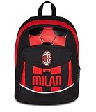 🗂️ Organizzazione da vero campione – Tasche studiate per organizzare al meglio la giornata – tasca frontale per gli accessori, tasca laterale in rete per la borraccia e tasca interna dedicata al pc, tutto sempre protetto e facilmente accessibile.