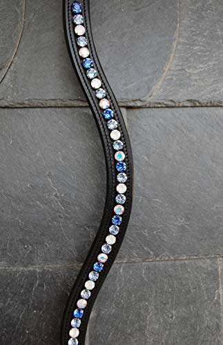 GlücksHucke Stirnriemen Pferd geschwungen, unterlegt 'Blue Sea' in Blau (Warmblut) Cover