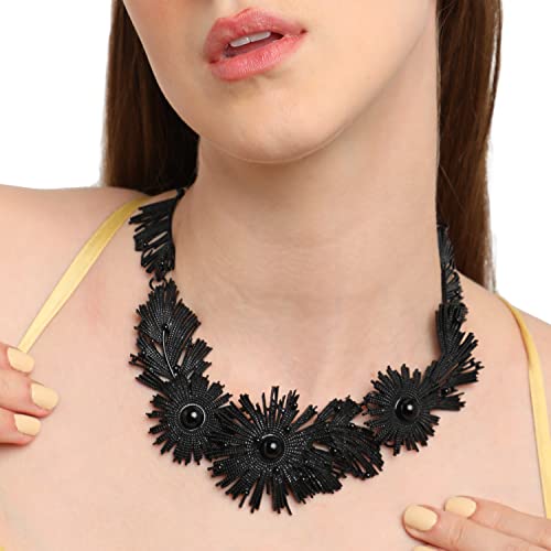 Image of SOHI Contemporary Necklace for Women and Girls, Necklace with Chain detailing for women, Statement jewellery, Fashion Jewellery for women, Imitation, ladies