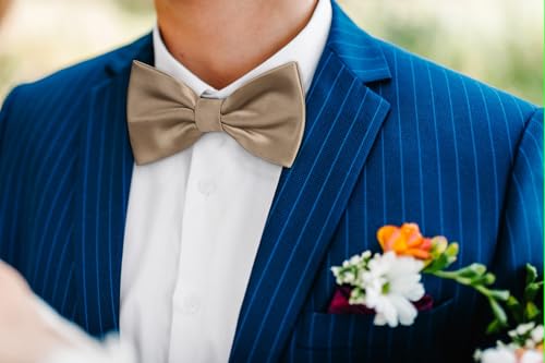 Image of HISDERN Bow Ties for Men Solid Color Pre-Tie Bow Tie and Pocket Square Set Classic Formal Tuxedo Bowties for Wedding Party