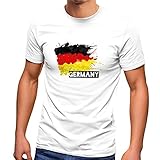 Das Männer T-Shirt ist aus 100% Baumwolle gefertigt und bietet dank der weichen Haptik und des mordernen Schnittes einen angenehmen Tragekomfort. Das Shirt mit EM-Motiv ist kurzarm und hat einen zeitlosen Rundhalsausschnitt.