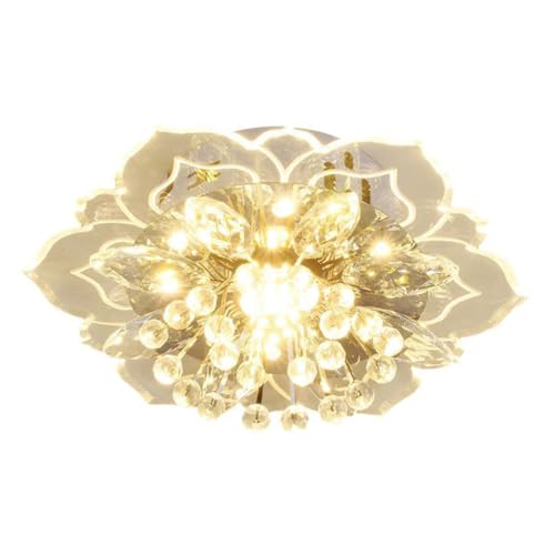 Plafonnier en cristal blanc pour illuminer un salon sombre