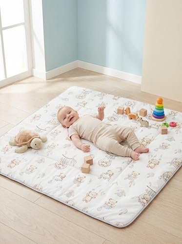 TupTam Baby Krabbeldecke 120x120 cm – Gepolstert, weich, Baumwolle, Farbe: Teddybären in Körbchen Beige Ecru