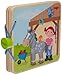 HABA 303774 - Holz-Babybuch Reiterhof | Stabiles Holzbuch ab 10 Monaten| Leicht zu greifende Seiten aus Holz mit bunten Pferdemotiven