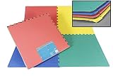 Podrás juntar varias piezas y formar una alfombra perfecta para aislarlos del frío suelo y que estén seguros jugando; además de aprender los colores, los números o las letras. Este modelo se puede utilizar para que aprendan los colores. Es multiusos ya que los artículos pueden ser utilizados como una alfombra de juego acolchada o como una almohadilla. Los paneles individuales pueden ser juegos para toda la casa, el parvulario o lugares similares donde se pueden poner juntos y también son aptos