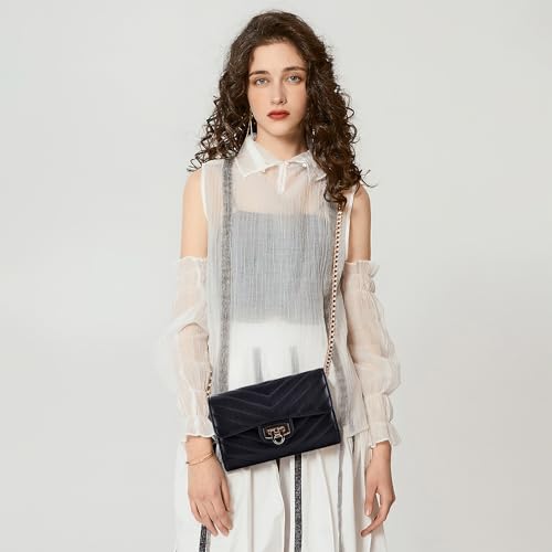 Image of Stylish Small Crossbody Bag for women - Compact Phone Bag & Wallet, Lightweight & Perfect for Work, Travel, or Casual Outings