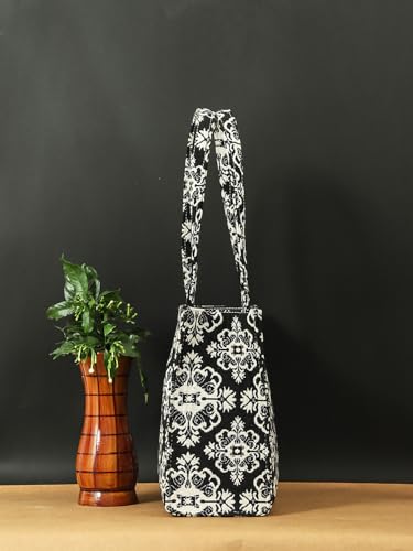 Image of Bagsy Malone Opulent Loom Majesty Tote Set of 2-Black & White 3
