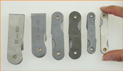 KATSU Radienlehre 6 Stück R0.3-1.5 / R1-6.5 / R7-14.5 / R15-25 / R25-50 / R52-100 Metall Radius Filetlehre Lehr Tragbares konkaves konvexes Messwerkzeug Ingenieure