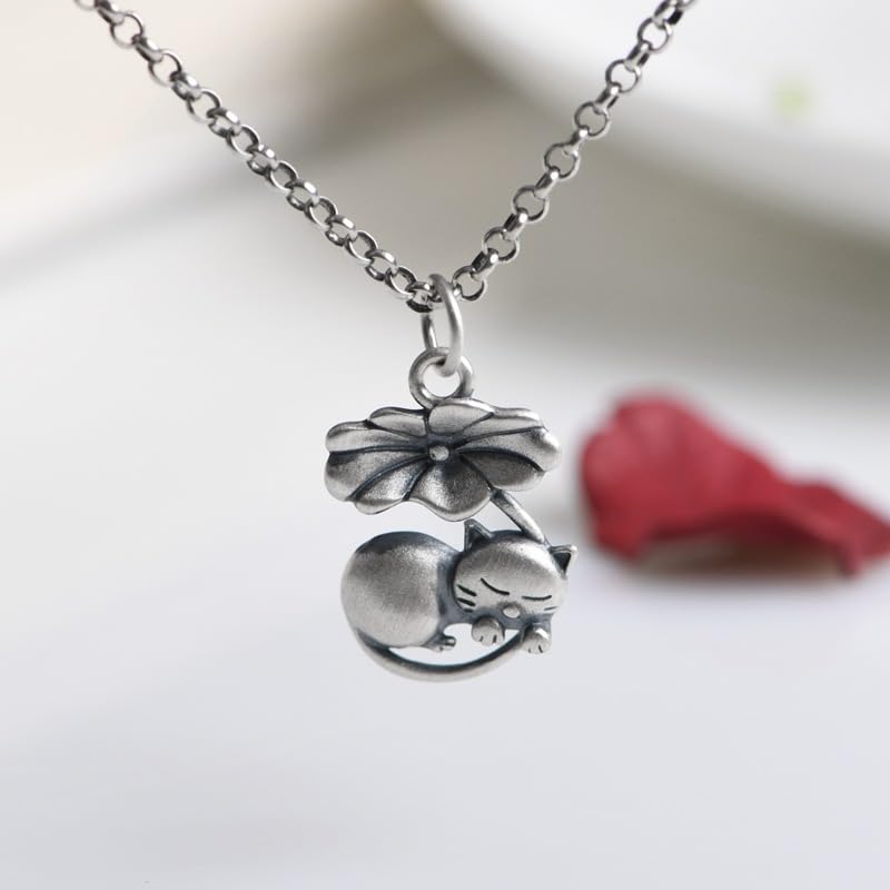 Collier pendent chat style vintage résout le manque d'originalité