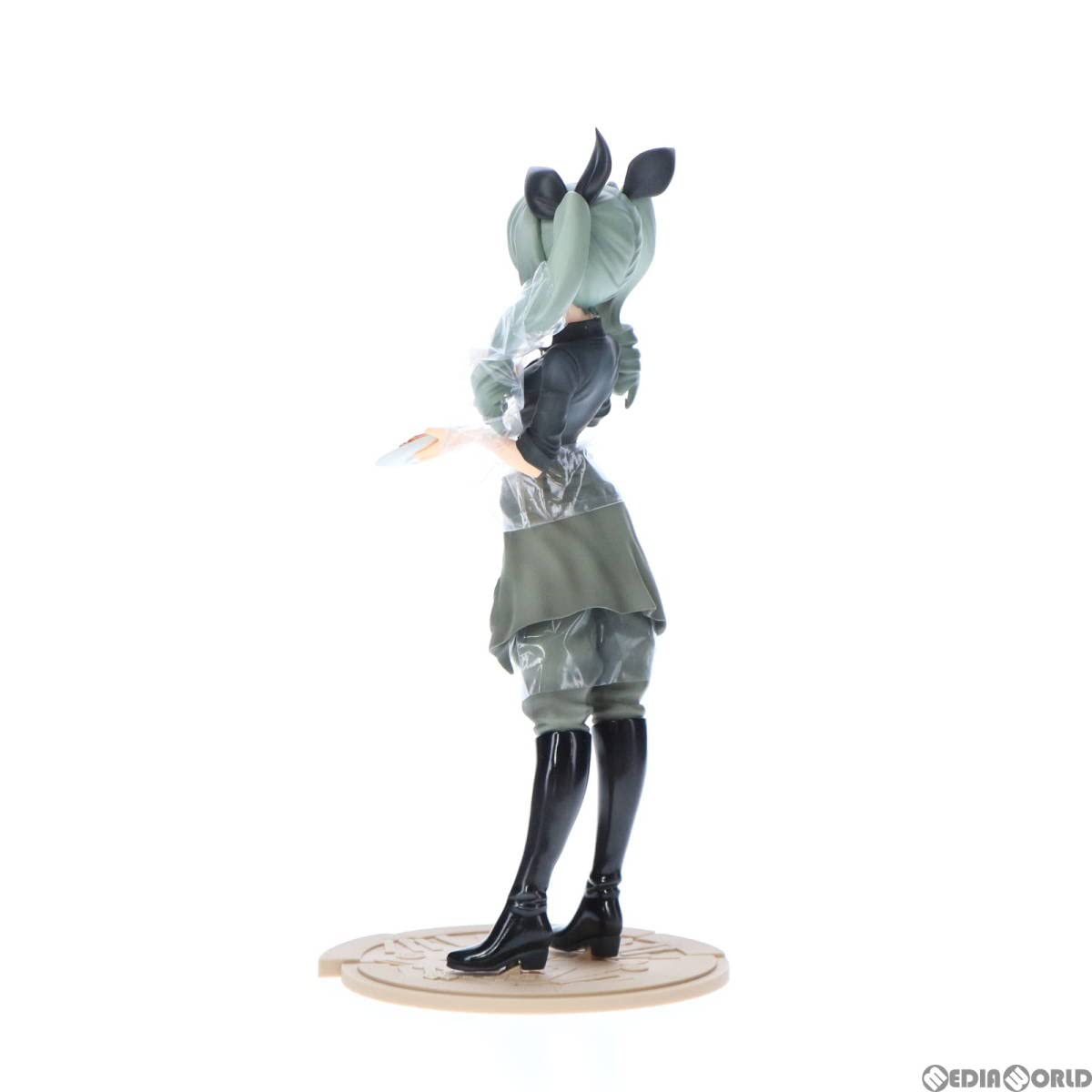 GIRLS - アンチョビ ガールズ&amp;パンツァー 劇場版 1/7 完成品 フィギュア ディ・モールト ベネ Amazon.co.jp: アンチョビ ガールズ&パンツァー 劇場版 1/7 完成
