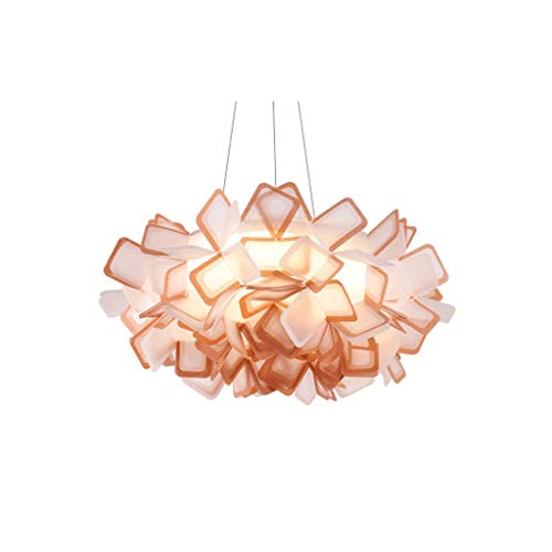 Lustre LED compact pour éclairer un petit salon sombre sans encombrer