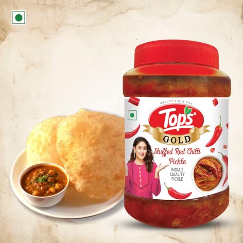 Image of TOPS Gold Pickle Stuffed Red Chilli - 900 gm | Perfect blend of spicy red chillies blended in mustard oil