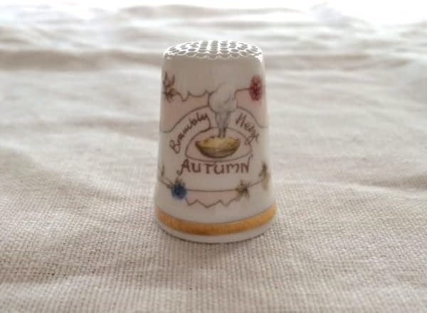 ロイヤルドルトン ブランブリーヘッジ 指ぬき 秋 Autumn 裁縫