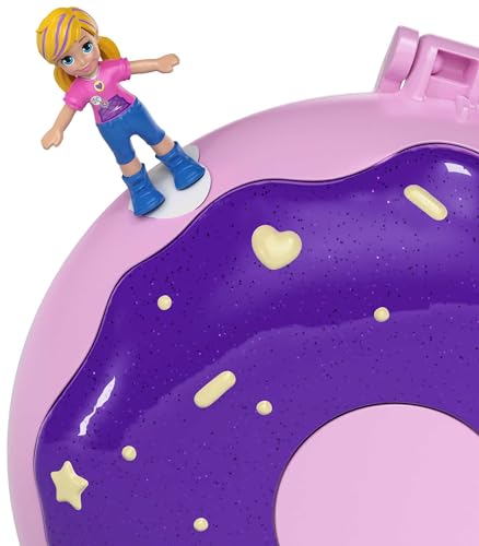 Polly Pocket Coffret Univers Soirée Pyjama Donuts, 2 Mini-Figurines, Accessoires, Autocollants et Surprises cachées, Jouet Enfant, édition 2019, GDK82