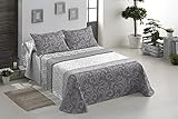 DIMENSIÓN: Cama 150 x 200 cm (250 x 270 cm) es perfecta para cama 135 y 150. En el paquete sólo incluye una colcha de cama. MANTENIMIENTO: A mano o máquina, no se puede lavar en seco, blanqueador y prohíbe plancharlo tampoco. USO: El producto puede ser edredón delgado también puede usarlo como decoración de cama o sofá. VENTAJA: El producto no se encoge y no se desvanece.