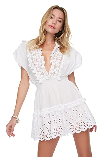 Robe de plage courte Trendyol coupe droite pour s'habiller facilement après la baignade