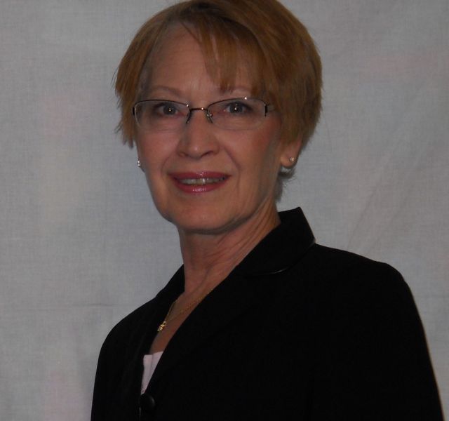 The Sewing Machine Attachment Handbook Phillips, Charlene