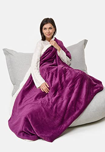 made2trade Weiche Kuscheldecke extra Dick & Warm Sofadecke - Wohndecke Sherpa Decke - aus fedeleichtem Coral-Fleece - Beere - Gr. 130x170cm
