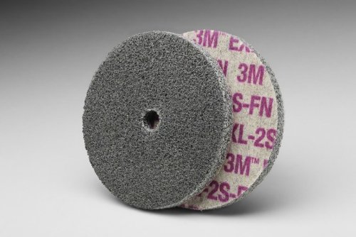 3M Scotch-Brite XL-UW Unitized Silicon Carbide Soft Deburring Wheel - Fine Grade - Arbor Attachment - 8 in Diameter - 3/4 in Center Hole - 1 in Thickness - 15821 [PRICE is per CASE]