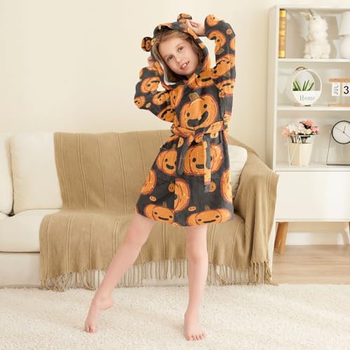 GuoChe Little Girl Bathrobe Miling Pumpkin Halloween Hooded Pajama4