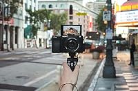 Sony Alpha 6100 | APS-C Spiegellose Kamera mit 16-50mm Power-Zoom-Objektiv | Schneller 0,02s Autofokus mit Augenerkennung für Mensch und Tier, 4K-Filmaufnahmen und neigbares Display | schwarz – Ansicht 8