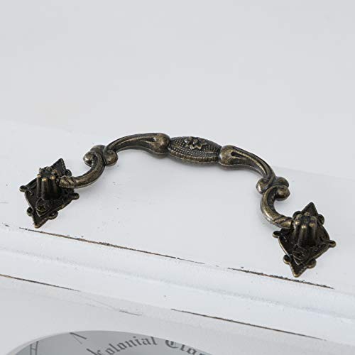 Iconic Colonial Mantel Clock, Roman Numerals, Quartz Movement, Vintage Style, Glass, White, Distressed Finish, Wood, Metal, 8 1/4 L X 2 1/2 W X 9 1/2 H Inches, 1Aa Battery (Not Included) #TOP5