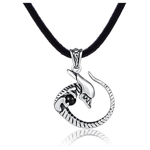 Collar de piel con colgante de DonDon, colgante de acero inoxidable y piedra negra con diseño de Alien, 50 cm, con bolsa de terciopelo
