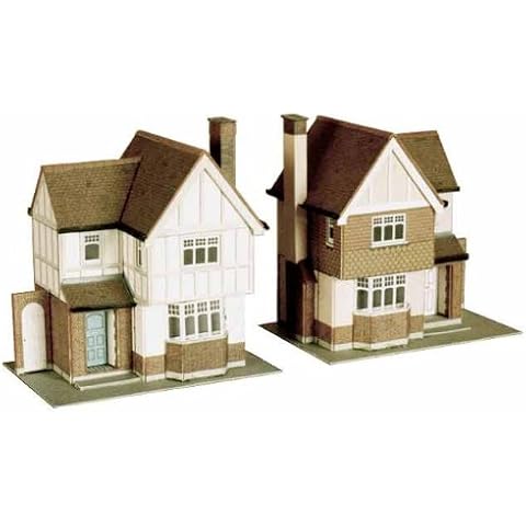 B23 Superquick 2 Detached Houses - 1/72 OO/HO - Card Model Kit Cover