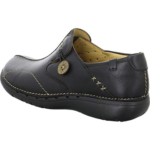 Image of Clarks Women's Un Loop Moccasin