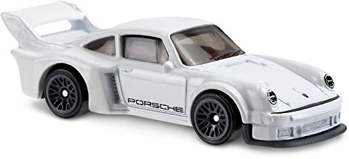 HOT WHEELS 2017 HW Factory Fresh Porsche 934.5
