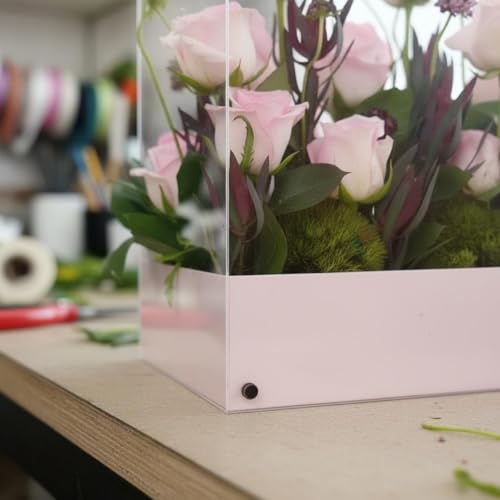 Vitrina acrílica rectangular con acabado elegante para decoración 4