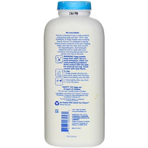Image of Johnson's Baby Powder with Naturally Derived Cornstarch Aloe & Vitamin E, Hypoallergenic, 15 oz