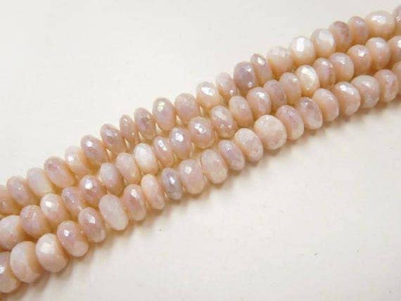 Pierre de lune rose LKBEADS pour créer vos bijoux de soirée chic