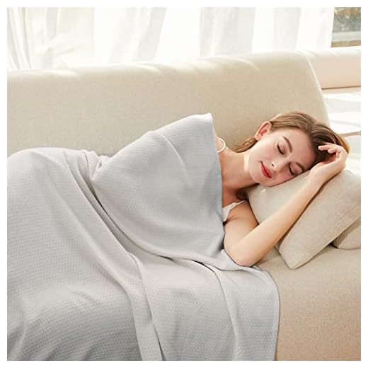 AmyHomie Cooling Blanket, 100% Bamboo Blankets for Hot Sleepers Night Sweats, Lightweight Breathable Summer Cool Blankets for Bed Couch, with Laundry Bag Gift(Light Gray, 79×91in)