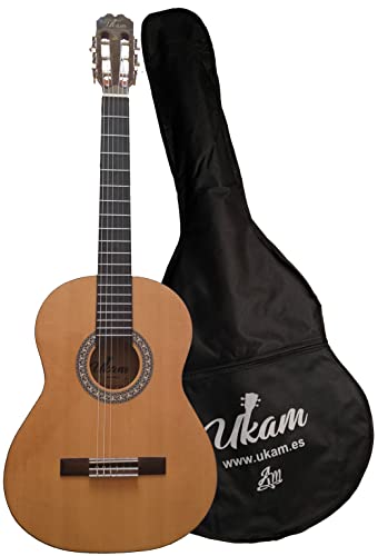 Guitarra Clásica Española Estudio UKAM Modelo: AM-GCE02 con funda mochila con bolso y asa con acolchado de 5mm y 2 puas 46mm colores.(Con funda)